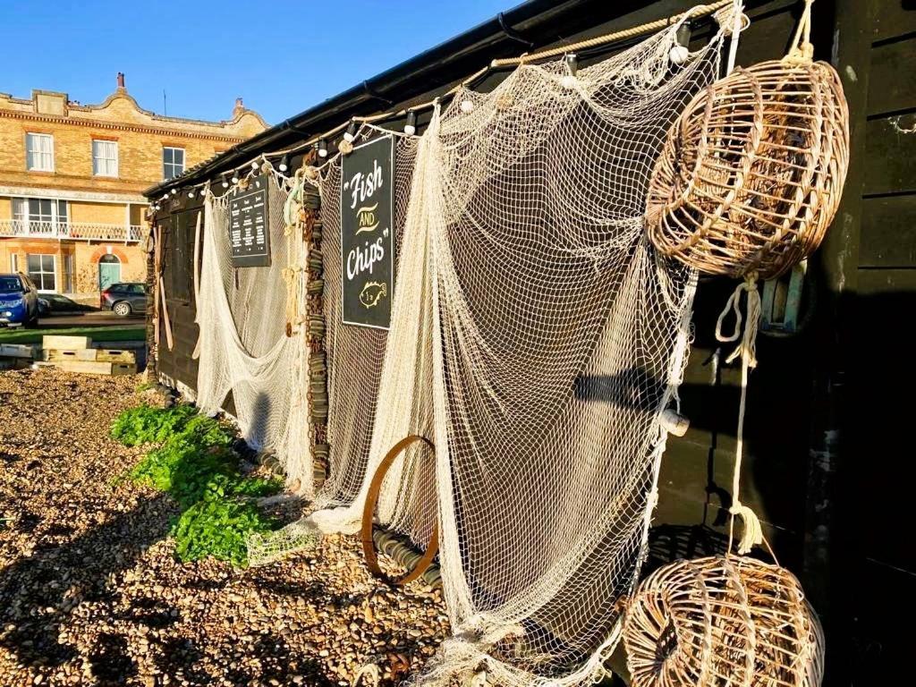 Beautiful Immaculate Aldeburgh Cottage, Sunny Outdoor Space, Free Parking - Easy Walk To Beach & Town Kültér fotó