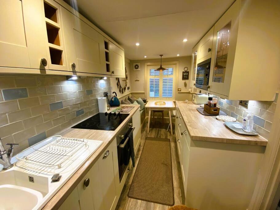 Beautiful Immaculate Aldeburgh Cottage, Sunny Outdoor Space, Free Parking - Easy Walk To Beach & Town Kültér fotó