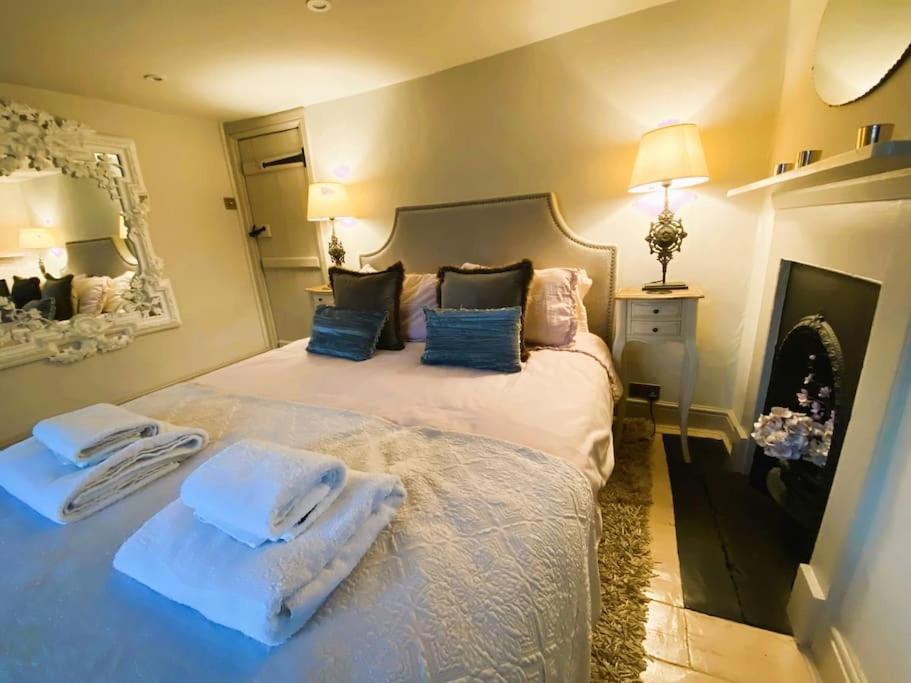 Beautiful Immaculate Aldeburgh Cottage, Sunny Outdoor Space, Free Parking - Easy Walk To Beach & Town Kültér fotó