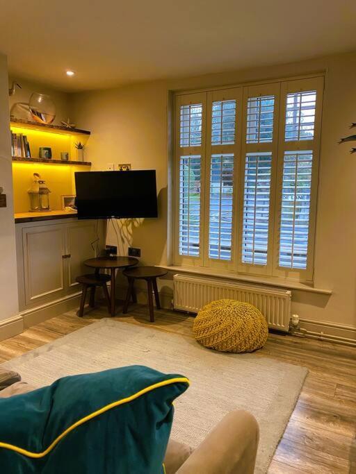 Beautiful Immaculate Aldeburgh Cottage, Sunny Outdoor Space, Free Parking - Easy Walk To Beach & Town Kültér fotó